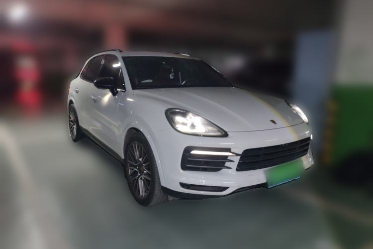 Used Porsche Cayenne 2023 Cayenne 3.0T Platinum Edition Front Right 45 Deg