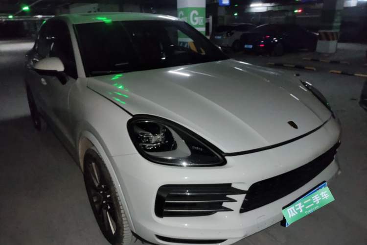 Used Porsche Cayenne 2023 Cayenne 3.0T Platinum Edition Front Right 45 Deg
