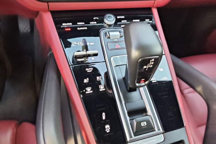 Used Porsche Cayenne 2023 Cayenne 3.0T Platinum Edition Gear Lever
