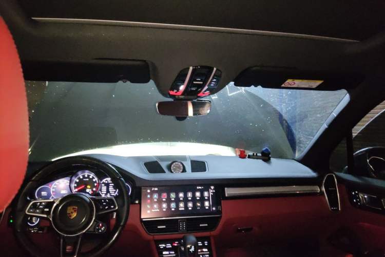 Used Porsche Cayenne 2023 Cayenne S 2.9T Platinum Edition Headliner