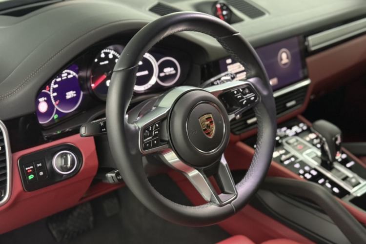 Used Porsche Cayenne 2023 Cayenne 3.0T Platinum Edition Interior 2