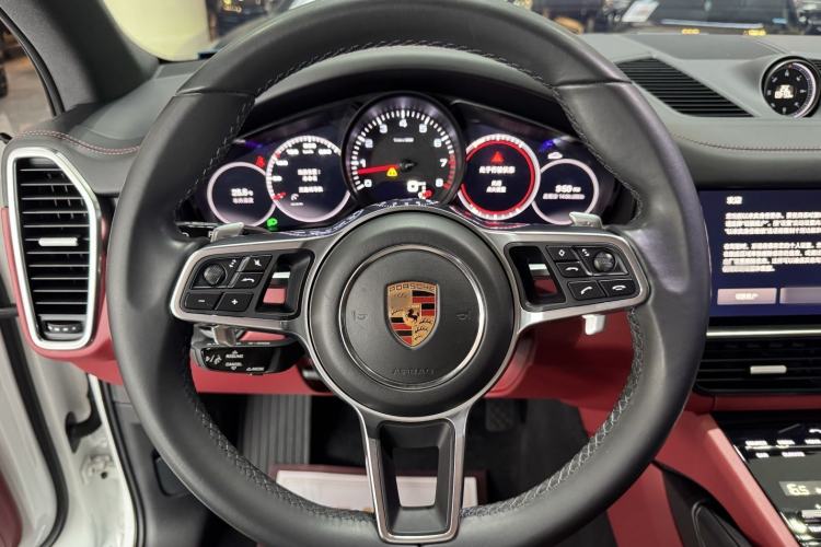 Used Porsche Cayenne 2023 Cayenne 3.0T Interior 2