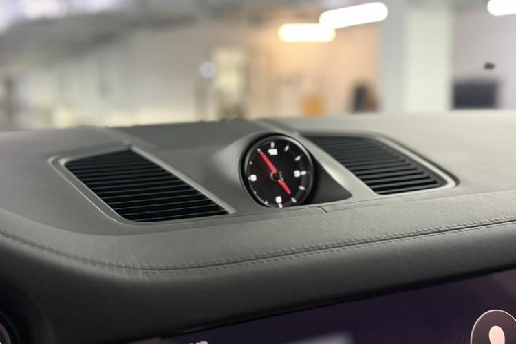 Used Porsche Cayenne 2023 Cayenne 3.0T Platinum Edition Interior 5