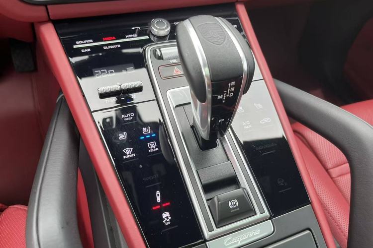 Used Porsche Cayenne 2023 Cayenne 3.0T Platinum Edition Interior 6