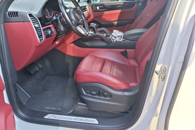 Used Porsche Cayenne 2023 Cayenne 3.0T Platinum Edition Left Front Seat