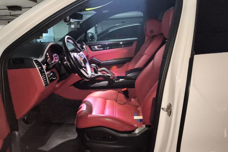 Used Porsche Cayenne 2023 Cayenne 3.0T Left Front Seat