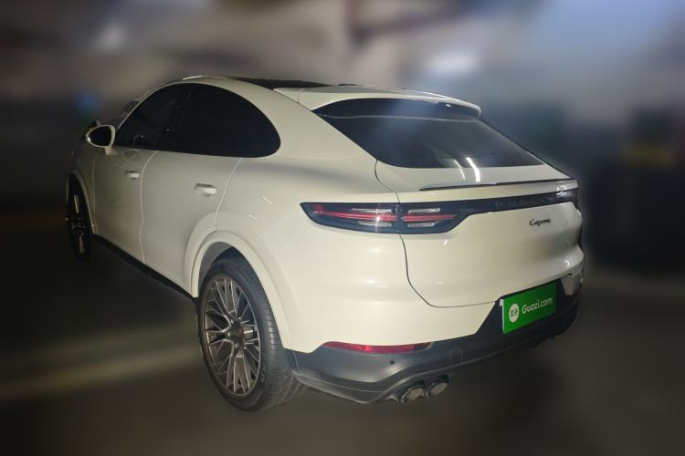 Used Porsche Cayenne 2023 Cayenne Coupé 3.0T Platinum Edition Rear Left 45 Deg