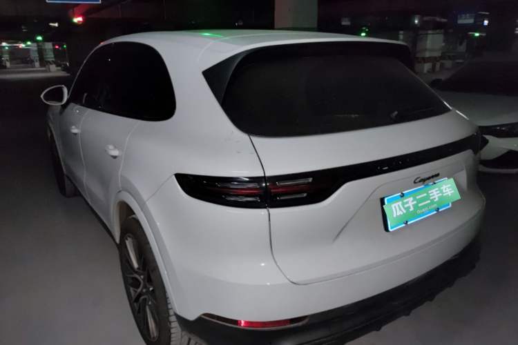 Used Porsche Cayenne 2023 Cayenne 3.0T Platinum Edition Rear Left 45 Deg