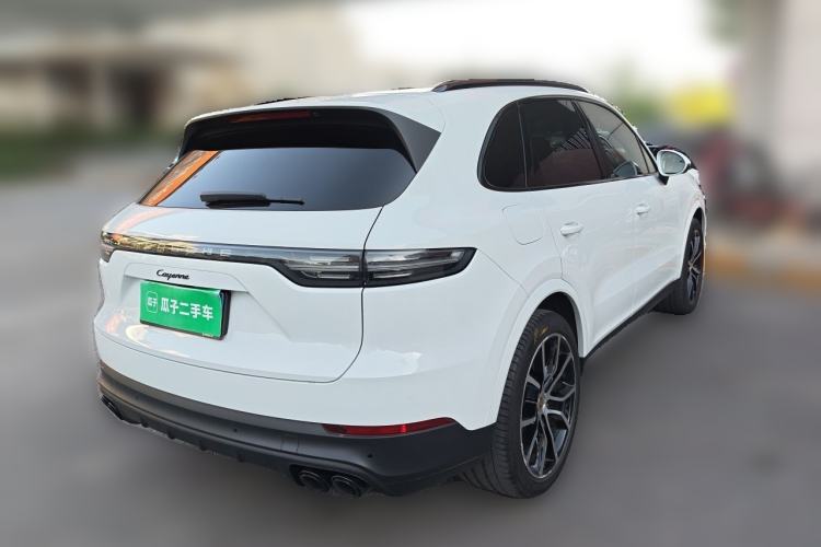 Used Porsche Cayenne 2023 Cayenne 3.0T Platinum Edition Rear Right 45 Deg