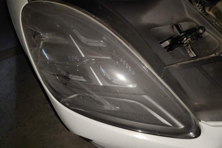 Used Porsche Cayenne 2023 Cayenne 3.0T Platinum Edition Right Front Headlight