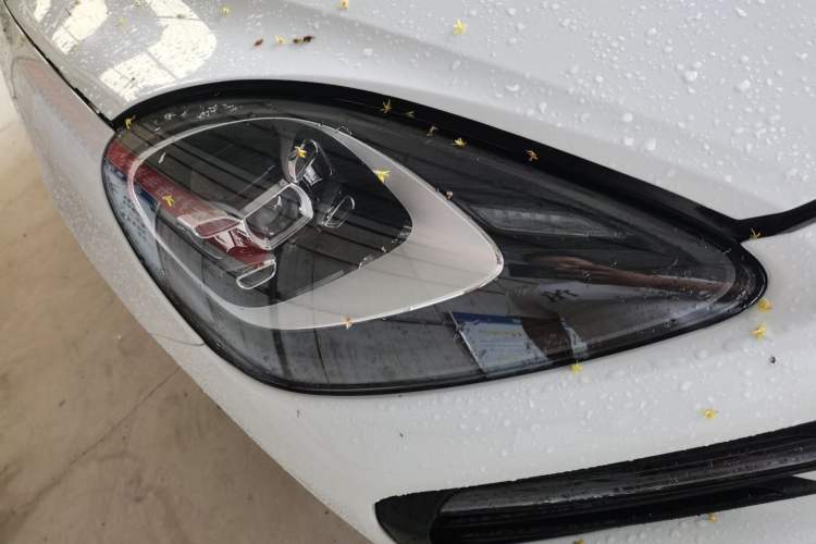 Used Porsche Cayenne 2023 Cayenne Coupé 3.0T Right Front Headlight