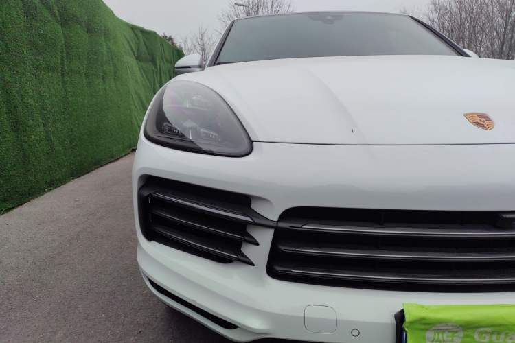 Used Porsche Cayenne 2023 Cayenne Coupé 3.0T Platinum Edition Right Front Headlight