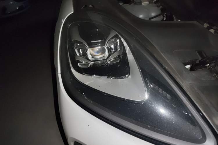Used Porsche Cayenne 2023 Cayenne 3.0T Platinum Edition Right Front Headlight