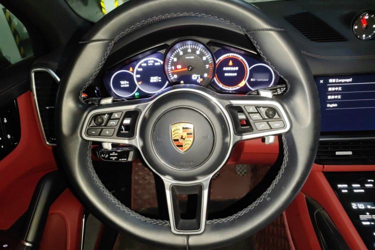 Used Porsche Cayenne 2023 Cayenne 3.0T Platinum Edition Steering Wheel