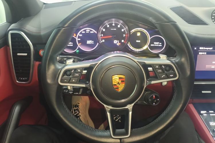 Used Porsche Cayenne 2023 Cayenne 3.0T Steering Wheel