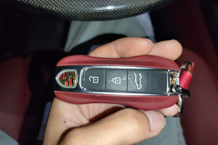 Used Porsche Cayenne 2023 Cayenne 3.0T Platinum Edition Vehicle Key