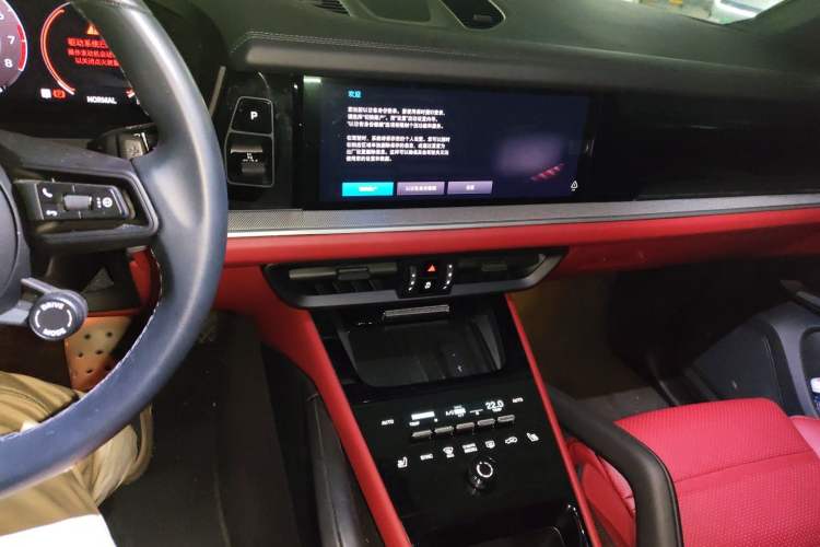 Used Porsche Cayenne 2024 Cayenne 3.0T Audio And AC Panel