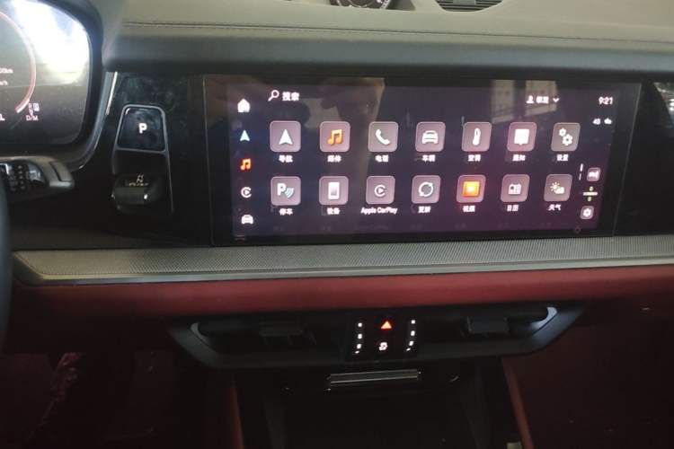 Used Porsche Cayenne 2024 Cayenne 3.0T Audio And AC Panel