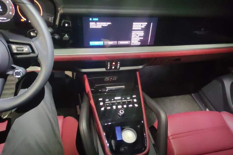 Used Porsche Cayenne 2024 Cayenne 3.0T Audio And AC Panel