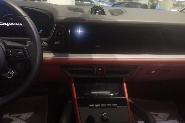 Used Porsche Cayenne 2024 Cayenne 3.0T Audio And AC Panel