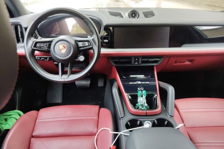 Used Porsche Cayenne 2024 Cayenne 3.0T Center Console