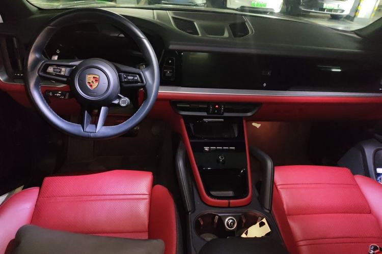 Used Porsche Cayenne 2024 Cayenne 3.0T Center Console