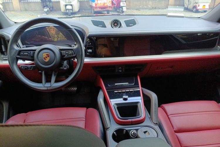 Used Porsche Cayenne 2024 Cayenne 3.0T Center Console