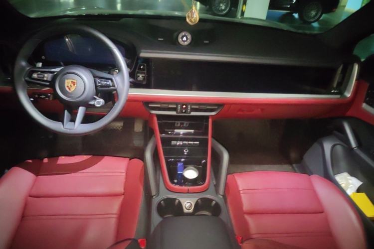 Used Porsche Cayenne 2024 Cayenne 3.0T Center Console
