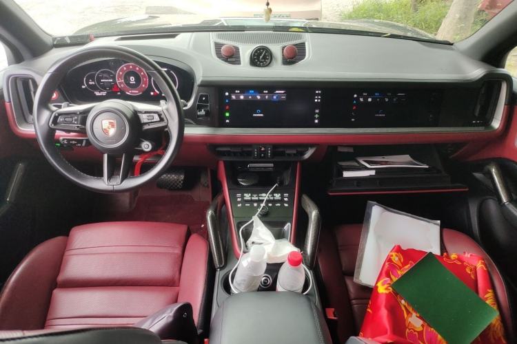 Used Porsche Cayenne 2024 Cayenne 3.0T Center Console
