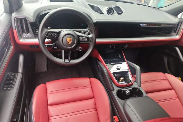 Used Porsche Cayenne 2024 Cayenne 3.0T Center Console
