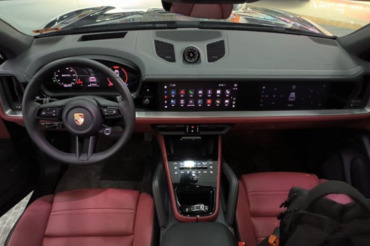 Used Porsche Cayenne 2024 Cayenne 3.0T Center Console