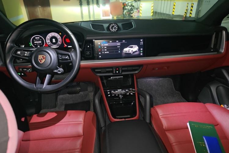 Used Porsche Cayenne 2024 Cayenne 3.0T Center Console