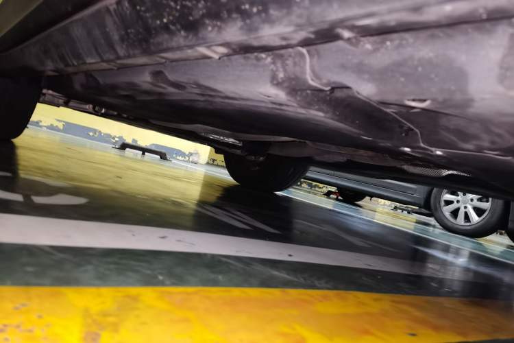 Used Porsche Cayenne 2024 Cayenne 3.0T Chassis Rear Left