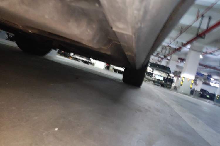 Used Porsche Cayenne 2024 Cayenne 3.0T Chassis Rear Right