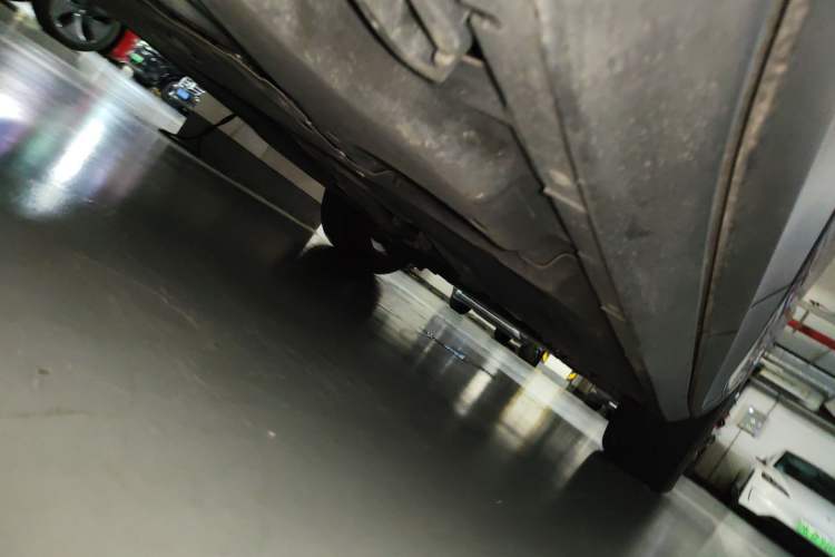 Used Porsche Cayenne 2024 Cayenne 3.0T Chassis Rear Right
