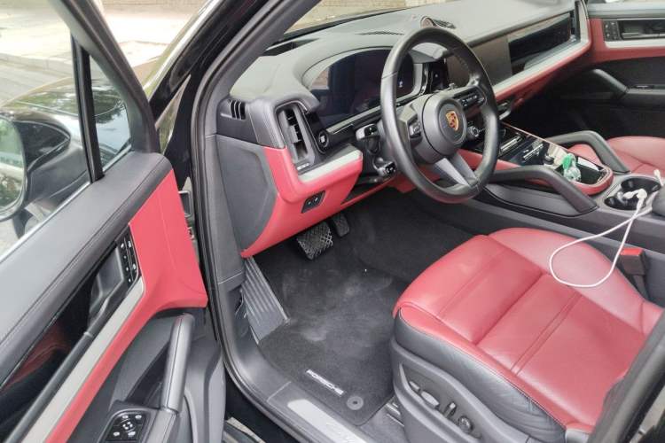 Used Porsche Cayenne 2024 Cayenne 3.0T Driver Seat