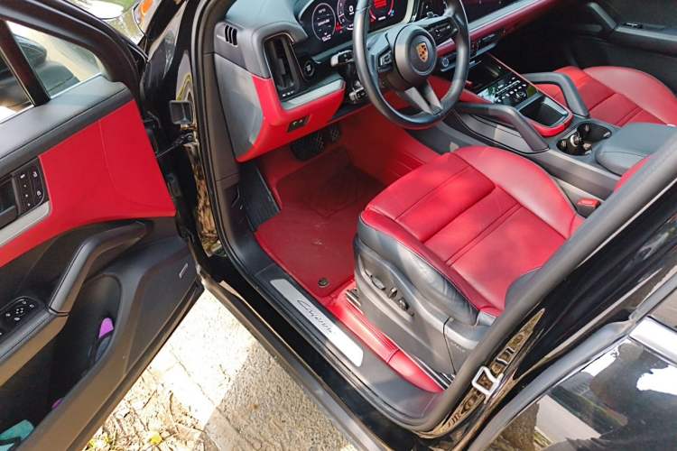 Used Porsche Cayenne 2024 Cayenne 3.0T Driver Seat