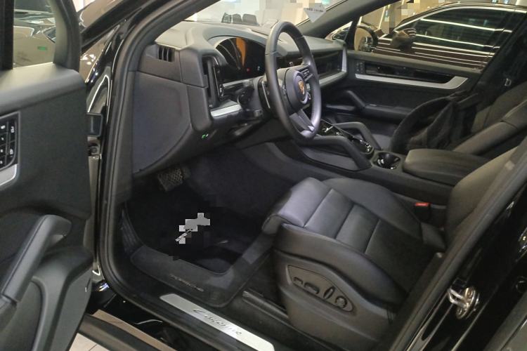 Used Porsche Cayenne 2024 Cayenne 3.0T Driver Seat
