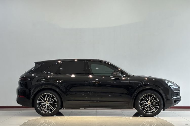 Used Porsche Cayenne 2024 Cayenne 3.0T Exterior 2