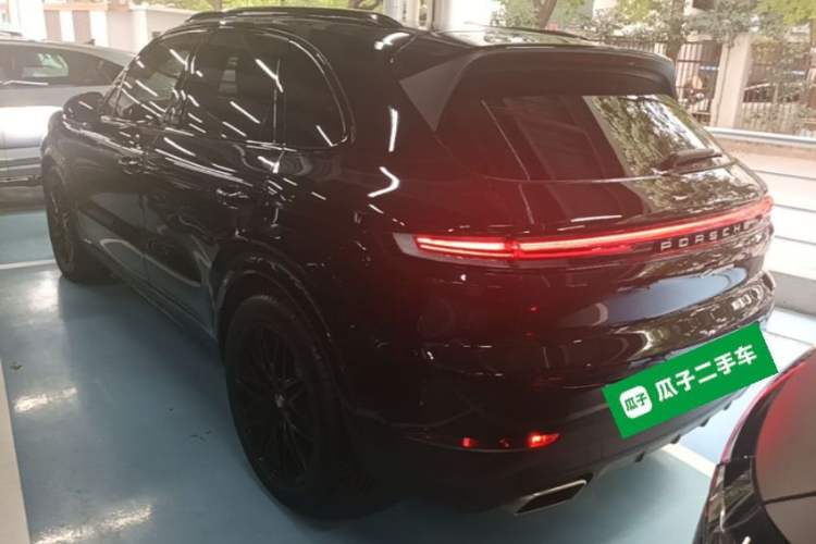 Used Porsche Cayenne 2024 Cayenne 3.0T Exterior 2