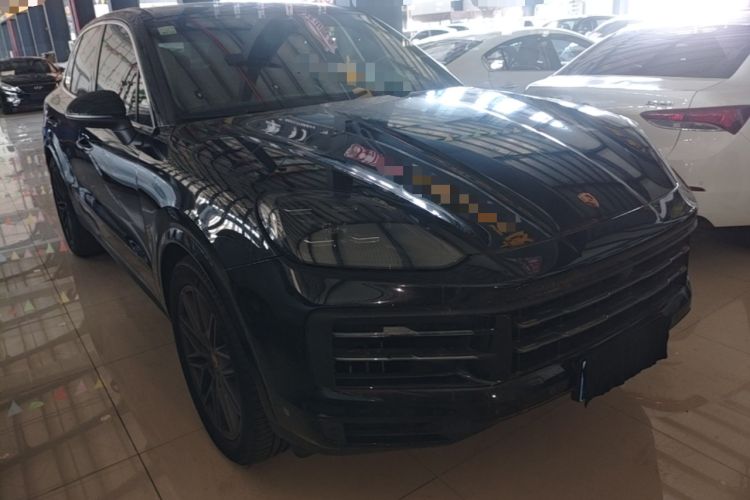 Used Porsche Cayenne 2024 Cayenne 3.0T Front Right 45 Deg