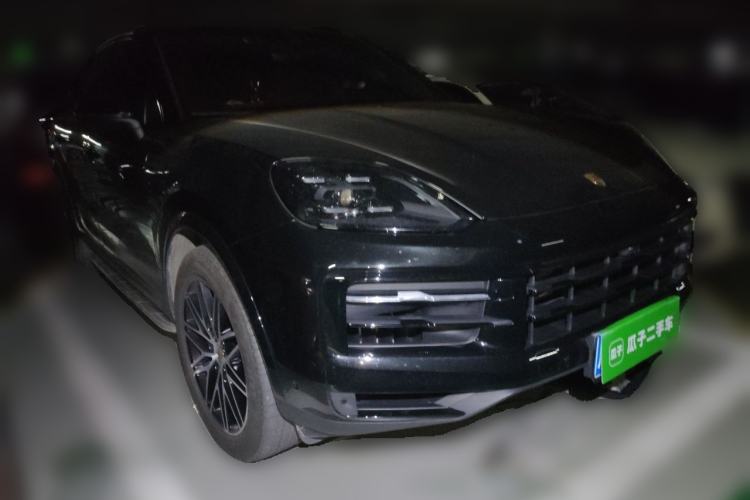 Used Porsche Cayenne 2024 Cayenne 3.0T Front Right 45 Deg