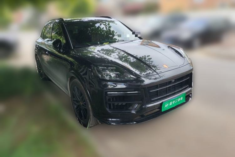 Used Porsche Cayenne 2024 Cayenne 3.0T Front Right 45 Deg