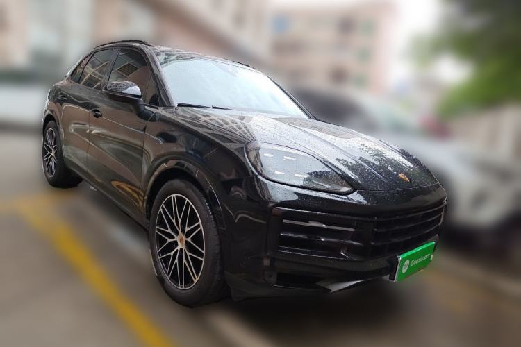 Used Porsche Cayenne 2024 Cayenne 3.0T Front Right 45 Deg