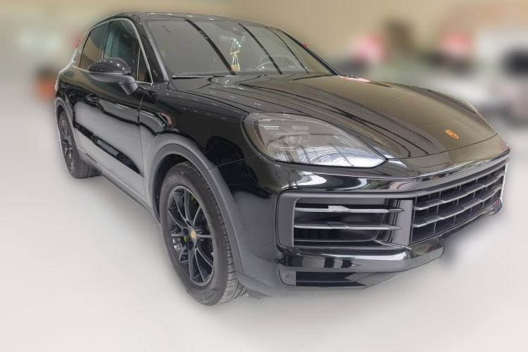 Used Porsche Cayenne 2024 Cayenne 3.0T Front Right 45 Deg
