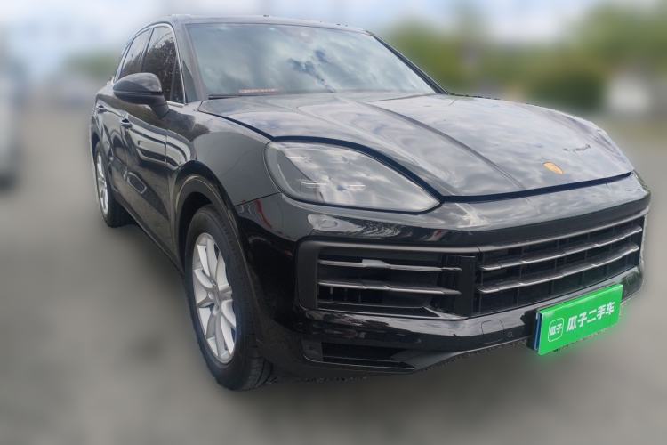 Used Porsche Cayenne 2024 Cayenne 3.0T Front Right 45 Deg