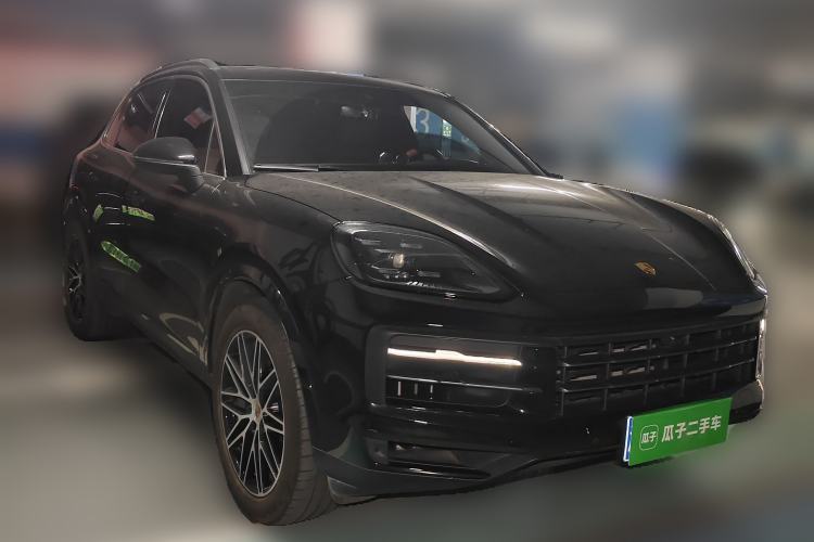 Used Porsche Cayenne 2024 Cayenne 3.0T Front Right 45 Deg