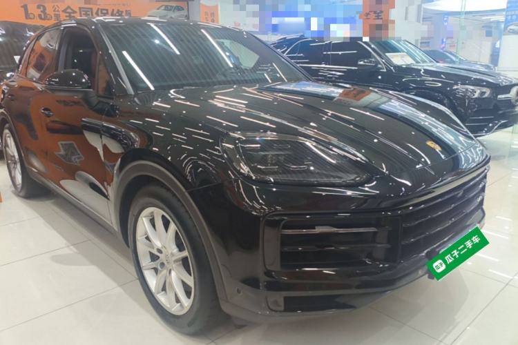 Used Porsche Cayenne 2024 Cayenne 3.0T Front Right 45 Deg