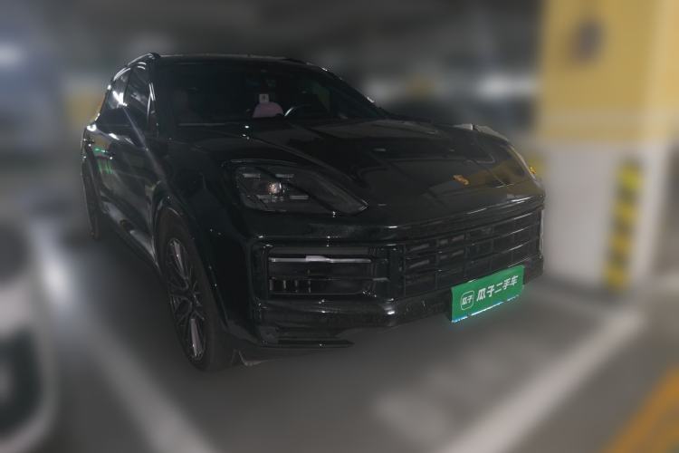 Used Porsche Cayenne 2024 Cayenne 3.0T Front Right 45 Deg