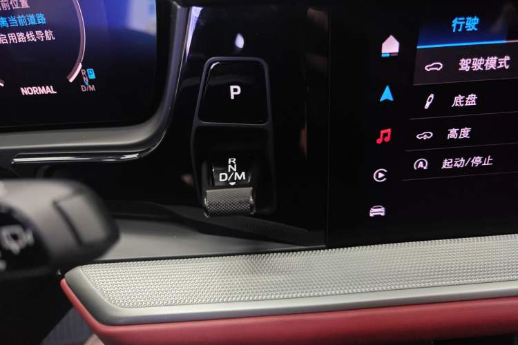 Used Porsche Cayenne 2024 Cayenne 3.0T Gear Lever